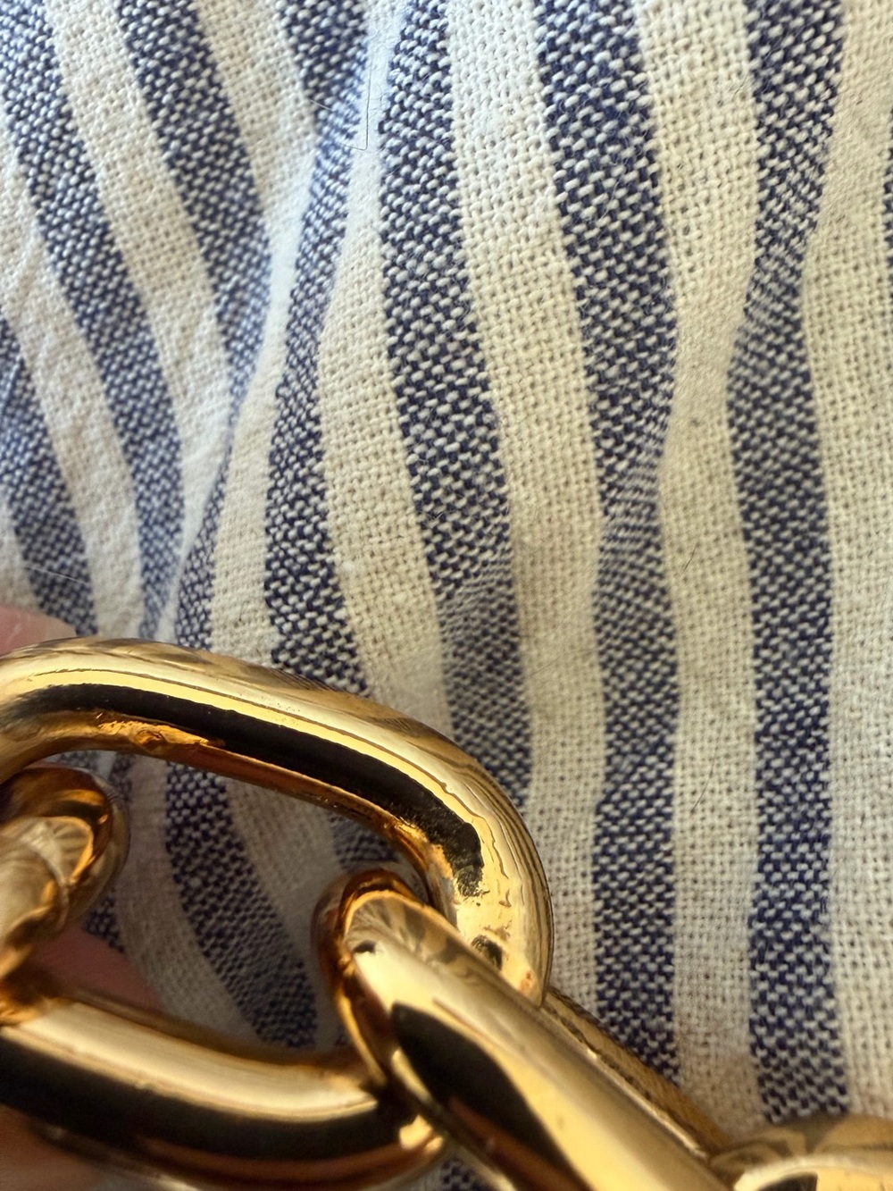Madewell Mini Bag in Cream with Gold Chain Handle - Picture 4 of 4